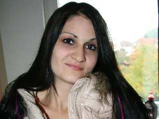 Bella-YoungPussy image 3